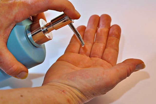 Handpflege
